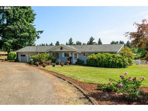 35702 Myrtlewood Ln, Pleasant Hill, OR 97455