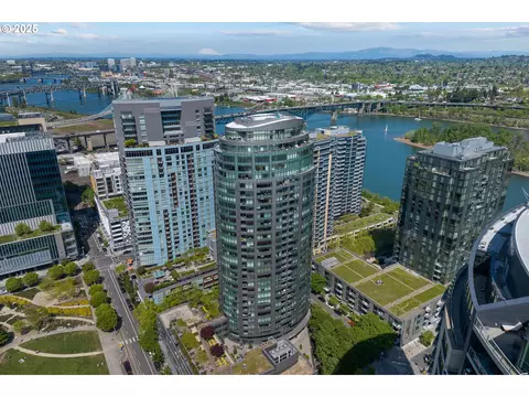 3601 S River Pkwy #1816, Portland, OR 97239