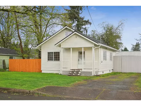 11931 SE Raymond St, Portland, OR 97266