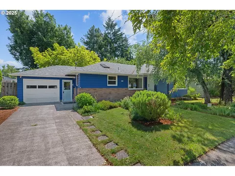 5114 SE Mitchell St, Portland, OR 97206