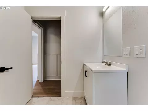 Bath - 3335 River Rd, Eugene, OR 97404 photo 6 of 6