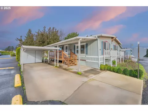 3289 Ash St #61, Hubbard, OR 97032