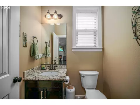 Bath - 1168 Taurus Loop, Keizer, OR 97303 photo 1 of 5