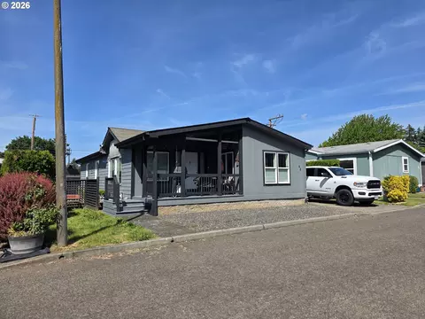 3930 SE 162nd Ave #68, Portland, OR 97236