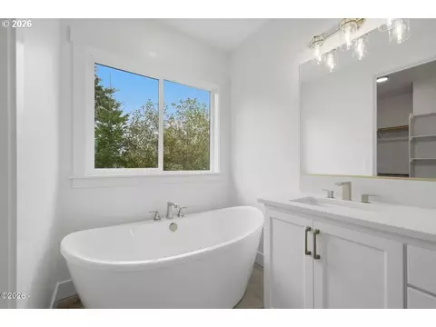 Bath - 4500 Sequoia Loop, Netarts, OR 97143 photo 3 of 7