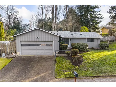 1679 Timothy Ln, West Linn, OR 97068