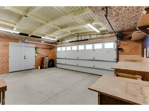 Other - 3046 Bailey Ln, Eugene, OR 97401 photo 6 of 8