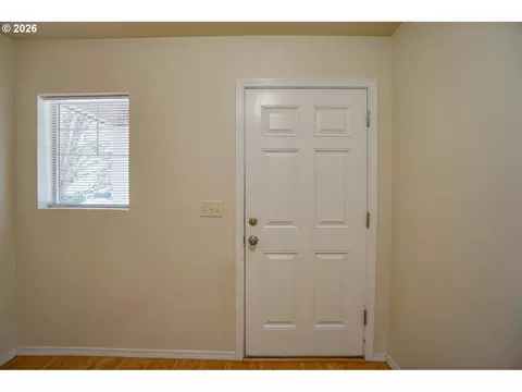 Entry Way - 3355 NW 47th Dr, Camas, WA 98607 photo 1 of 6