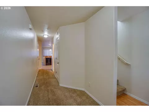 Entry Way - 3355 NW 47th Dr, Camas, WA 98607 photo 2 of 6
