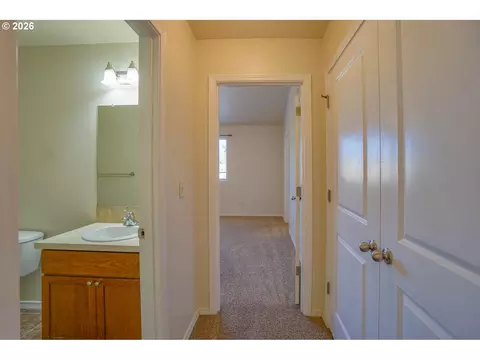 Entry Way - 3355 NW 47th Dr, Camas, WA 98607 photo 6 of 6