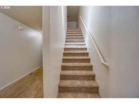 Entry Way - 3355 NW 47th Dr, Camas, WA 98607 photo 3 of 6
