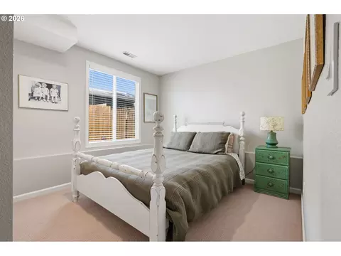 Bedroom - 1418 NW 30th Ave, Camas, WA 98607 photo 5 of 5