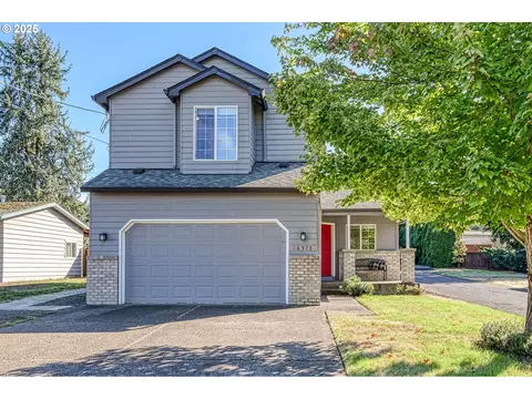 16578 Hunter Ave, Oregon City, OR 97045