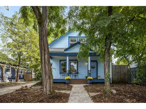 7604 SE Woodstock Blvd, Portland, OR 97206