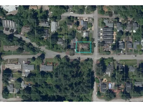 11261 SW Capitol Hwy, Portland, OR 97219