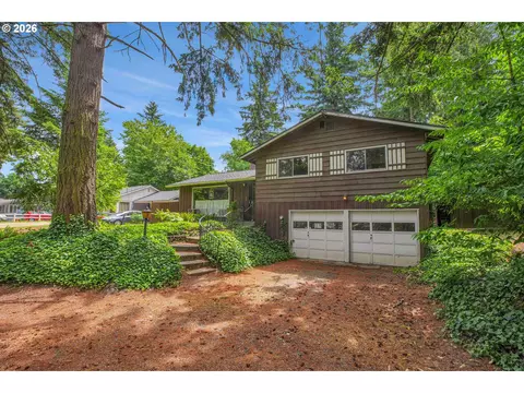 16714 NE Wasco St, Portland, OR 97230