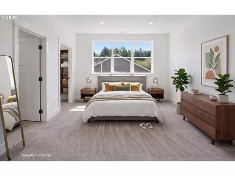Bedroom - 2701 Munsel Lake Rd, Florence, OR 97439 photo 2 of 6