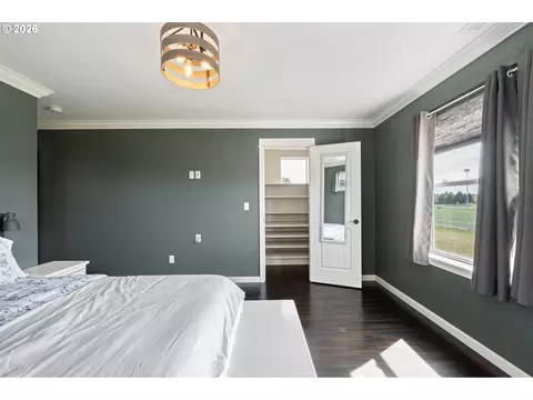 Bedroom - 1876 Heath Dr, Eugene, OR 97402 photo 4 of 8
