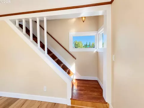 Entry Way - 850 Centennial Blvd, Springfield, OR 97477 photo 1 of 3