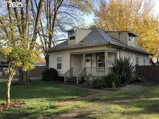 562 N 14th Ave, Cornelius, OR 97113