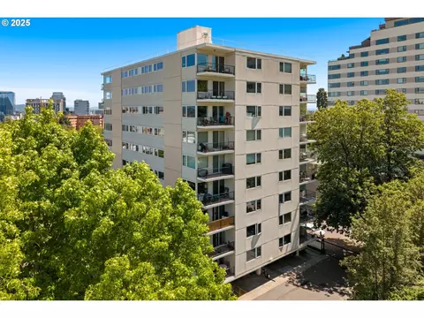 2211 SW Park Pl #603, Portland, OR 97205