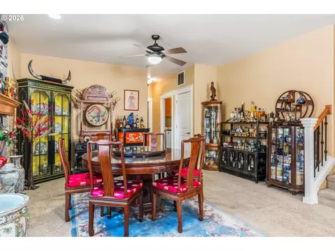 Dining - 857 Throne Dr, Eugene, OR 97402 photo 1 of 3
