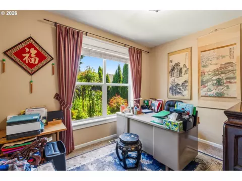 Other - 857 Throne Dr, Eugene, OR 97402 photo 2 of 10