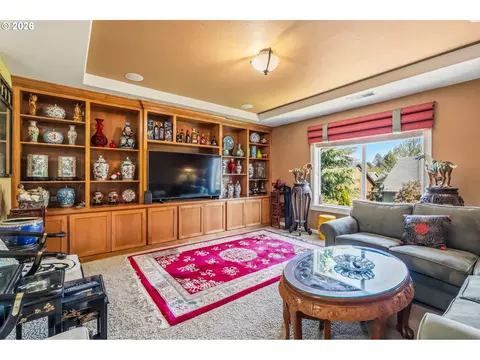 Other - 857 Throne Dr, Eugene, OR 97402 photo 4 of 10