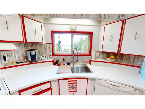 30235 Eagleview Dr, Gold Beach, OR 97444 photo 12