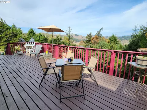 30235 Eagleview Dr, Gold Beach, OR 97444 photo 29
