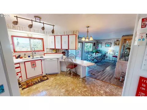 30235 Eagleview Dr, Gold Beach, OR 97444 photo 11