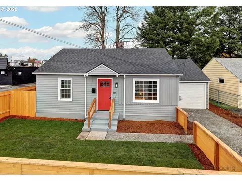 8225 SE Raymond Ct, Portland, OR 97266
