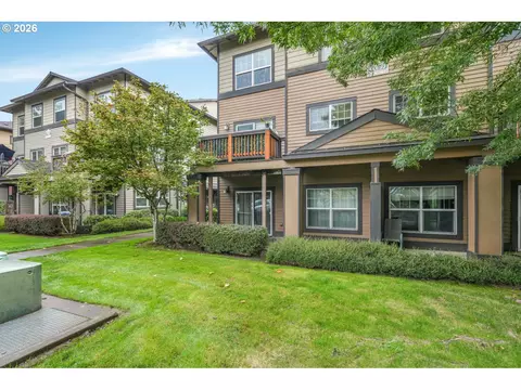 22836 SW Forest Creek Dr #201, Sherwood, OR 97140