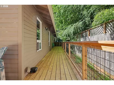 Exterior - 19368 SE Summertime Dr, Sandy, OR 97055 photo 6 of 10