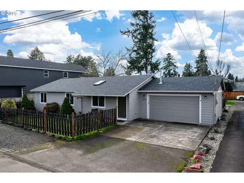 14219 SE Bunnell St, Milwaukie, OR 97267