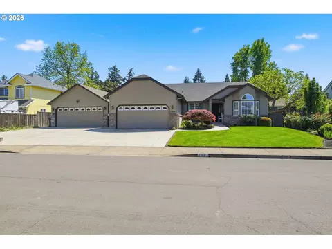 Exterior - 1140 Molly Ln, Eugene, OR 97404 photo 2 of 15