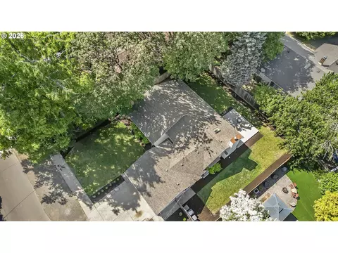 1633 Holly Ave, Eugene, OR 97408 photo 36
