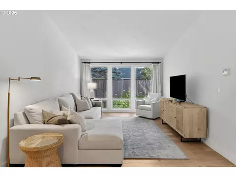 1633 Holly Ave, Eugene, OR 97408 photo 10