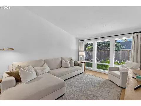 1633 Holly Ave, Eugene, OR 97408 photo 12
