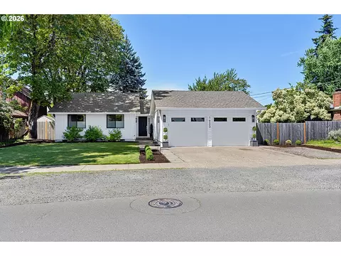 1633 Holly Ave, Eugene, OR 97408 photo 2