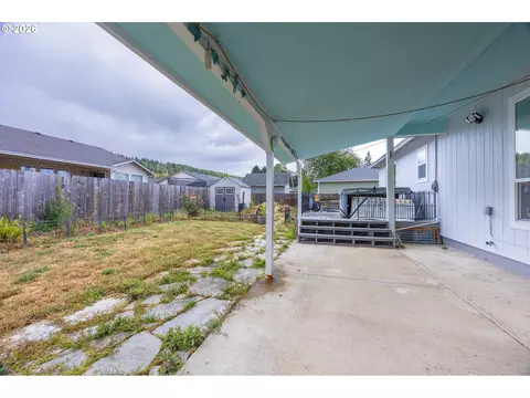 1203 E Second Ave, Sutherlin, OR 97479 photo 25