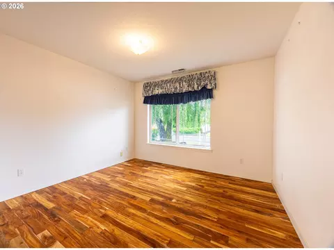 1203 E Second Ave, Sutherlin, OR 97479 photo 20