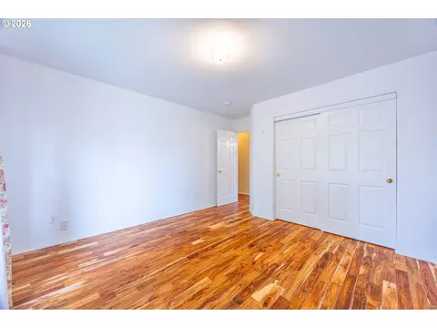 1203 E Second Ave, Sutherlin, OR 97479 photo 17