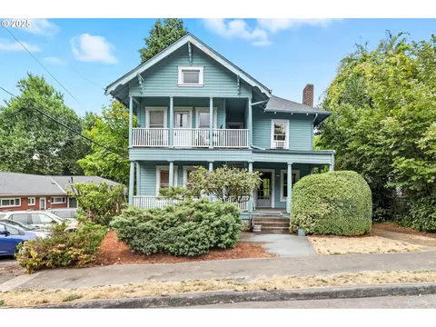 4215 SE 33rd Pl, Portland, OR 97202