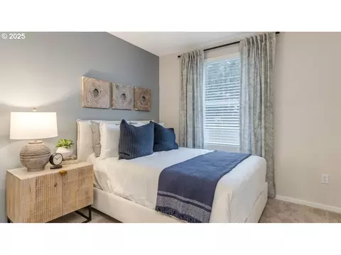 Bedroom - 1407 SE Rosefinch Ave, Gresham, OR 97080 photo 2 of 6