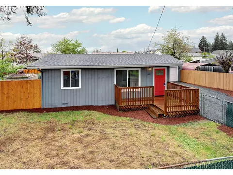 12051 SE Liebe St, Portland, OR 97266