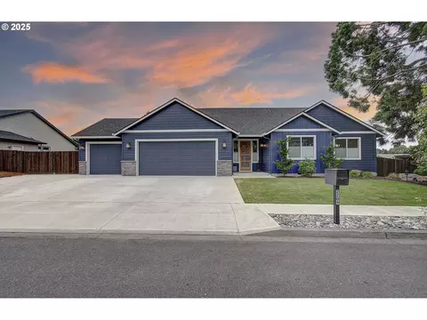 2209 NW 2nd Ave, Battle Ground, WA 98604