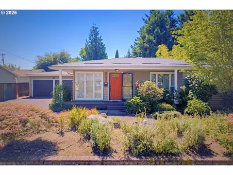 10940 NE Knott St, Portland, OR 97220