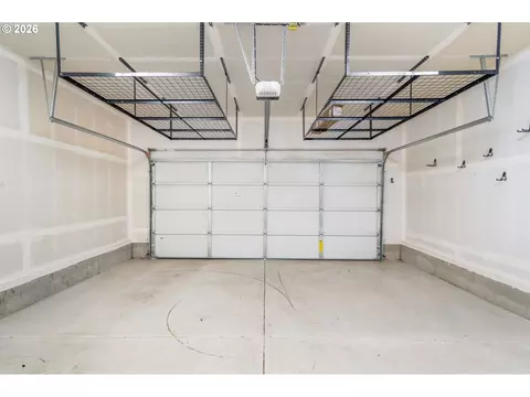 Other - 5290 Squirrel St, Springfield, OR 97478 photo 3 of 8
