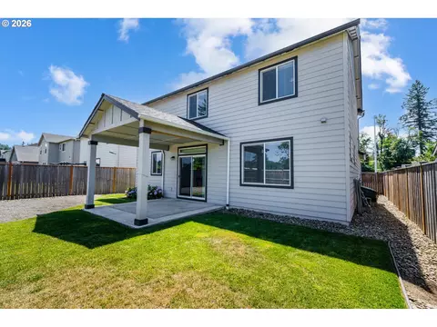 Exterior - 5290 Squirrel St, Springfield, OR 97478 photo 2 of 4